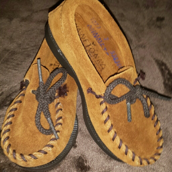 Minnetonka Other - 🌻New Minnetonka Moccasins