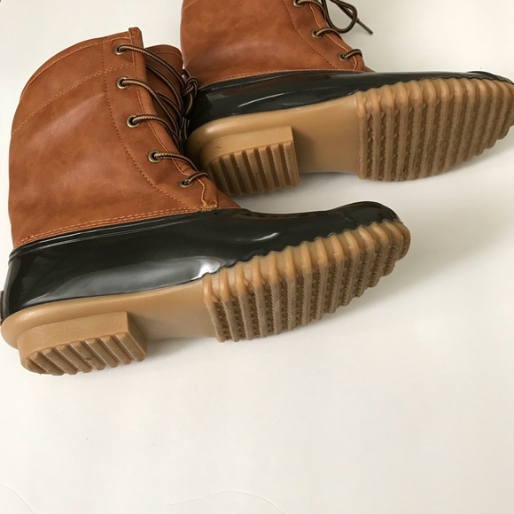 The Original Duck Boot Size 7.5M Tan and Brown - Picture 4 of 8