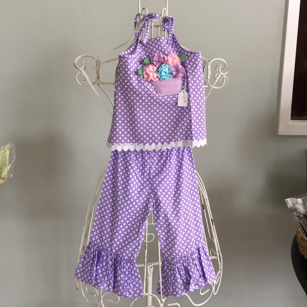 Brand new two piece outfit!