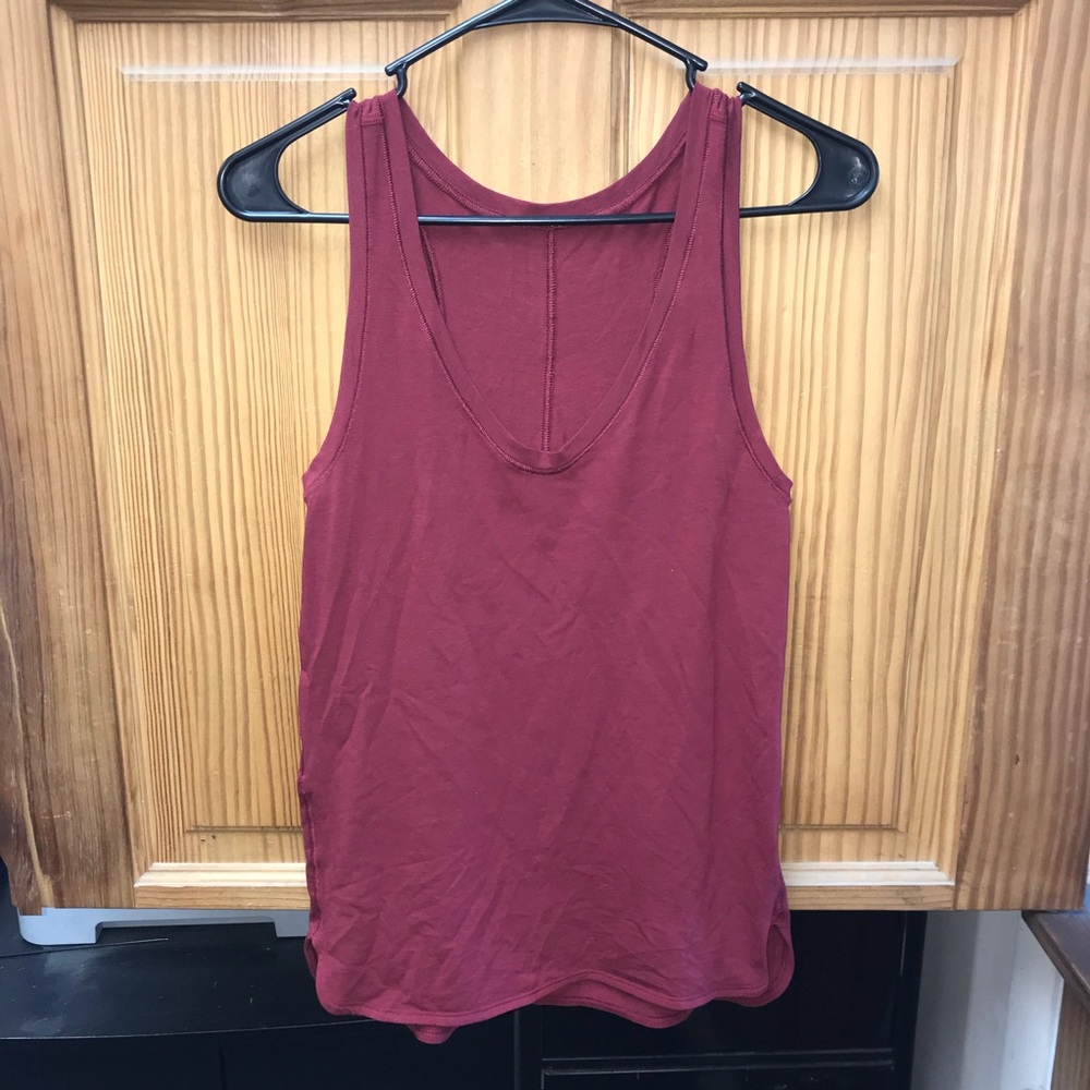 Lululemon tank