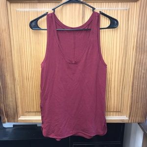 Lululemon tank