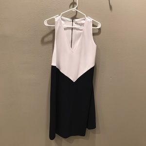 Alice + Olivia ‘Maya’ Dress
