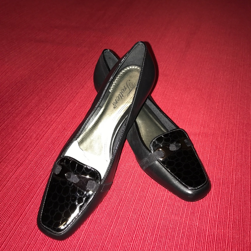 Trotters shoes - Picture 4 of 8