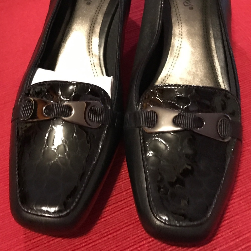 Trotters shoes