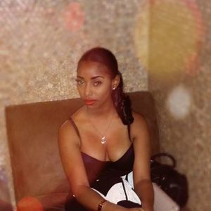 Meet your Posher, Cierra