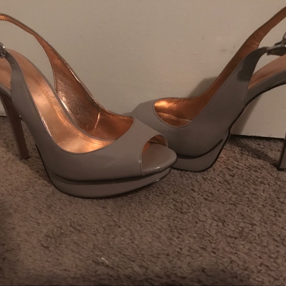 BCBGENERATION patent leather stewpot pumps - Picture 2 of 3