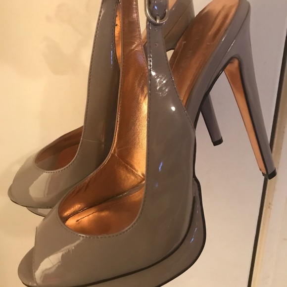 BCBGENERATION patent leather stewpot pumps - Picture 3 of 3