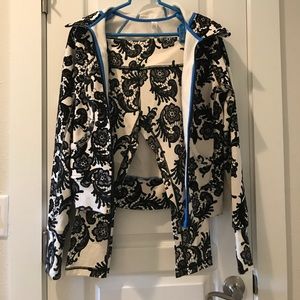 Lululemon jacket and crop