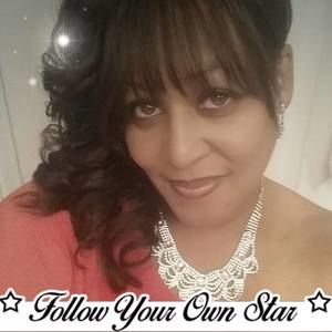 Meet your Posher, Angelia