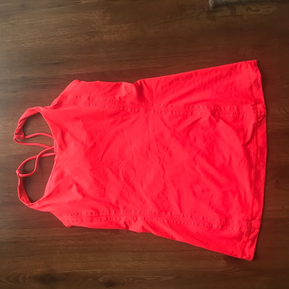Lululemon tank with built in bra.