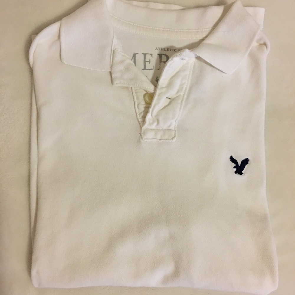 Men’s American Eagle white polo