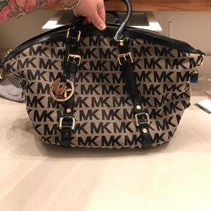 Michael kors bag