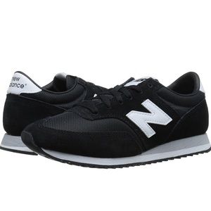 New Balance 620 Sneaker. Worn less than 5 times!