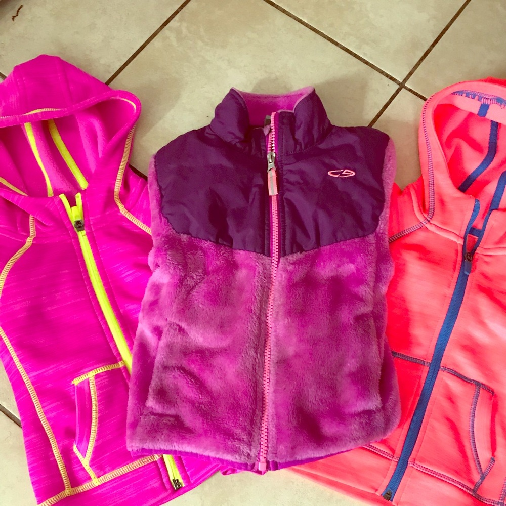 Active Wear Kid Sweatshirts. Buy 2 get 1 FREE💕