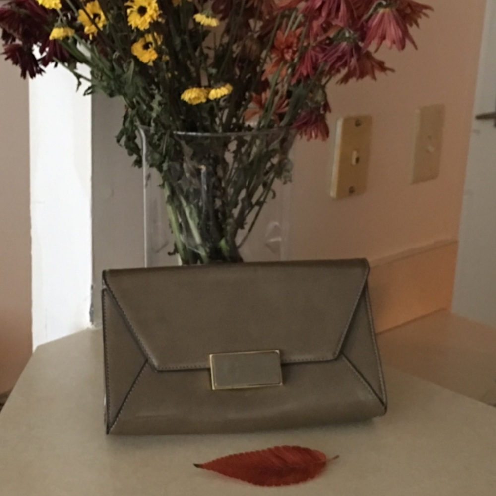 Olive Green VINTAGE The Limited brand CLUTCH new