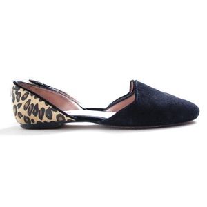 Pre-owned/loved Betsey Johnson D’orsay Flats