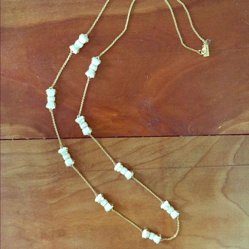 Take A Bow necklace by Kate Spade