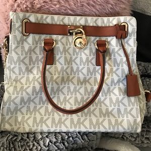 📛LAST PRICE DROP📛Michael Kors Hamilton LargeTote