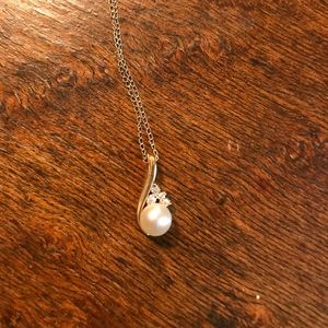 14k Gold and Freshwater Pearl Penant