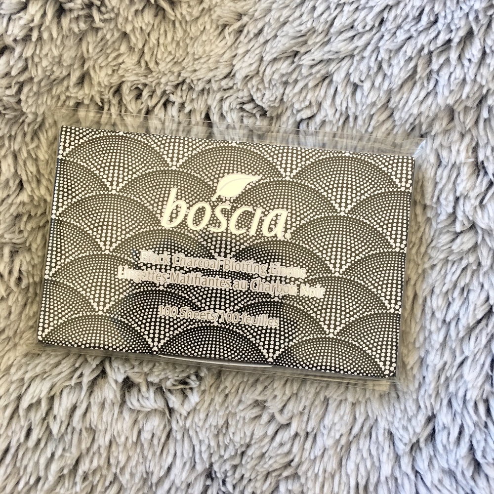 BOSCIA Black Charcoal Blotting Linens