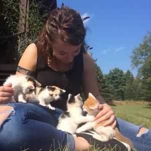 Meet your Posher, Danielle