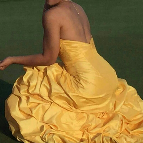 Belle Style - Picture 2 of 2