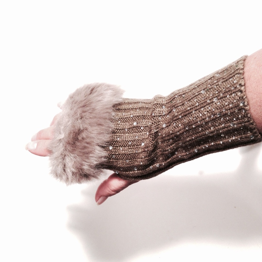 NEW fingerless gloves