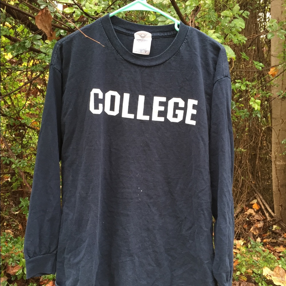 COLLEGE SHIRT
