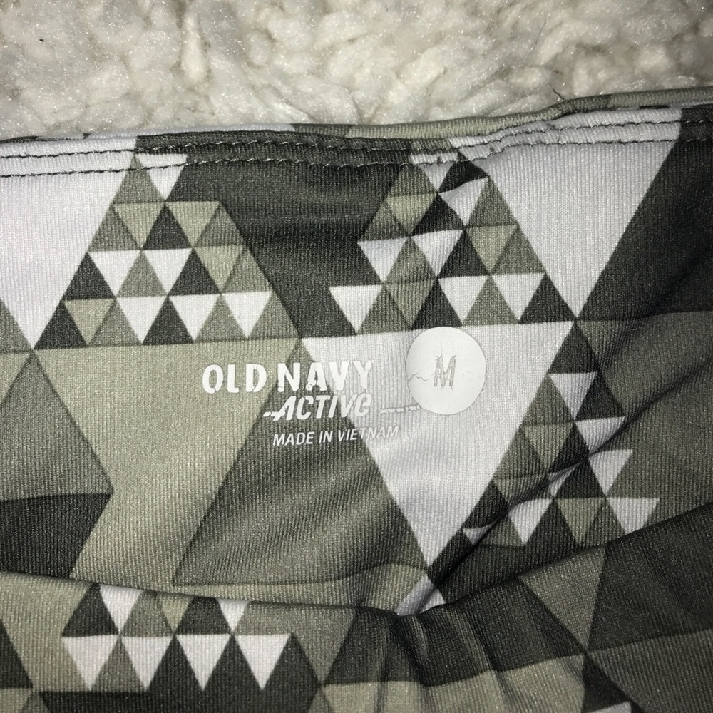 Old navy active legging 🏃‍♀️❤️ - Picture 4 of 4