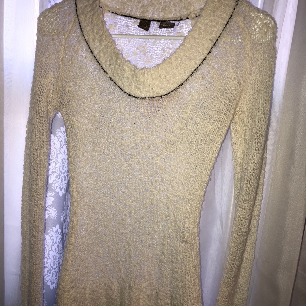 BKE sweater