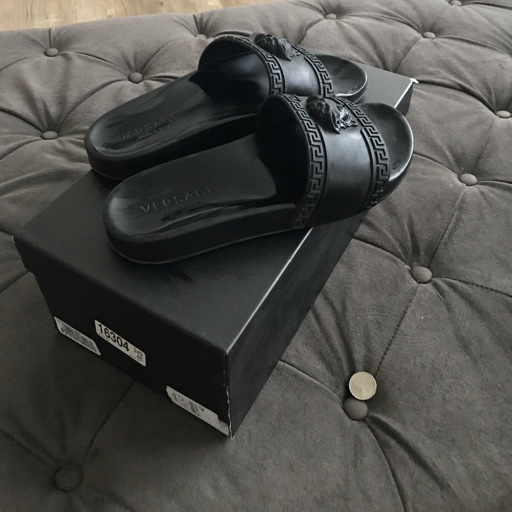 Versace Slides