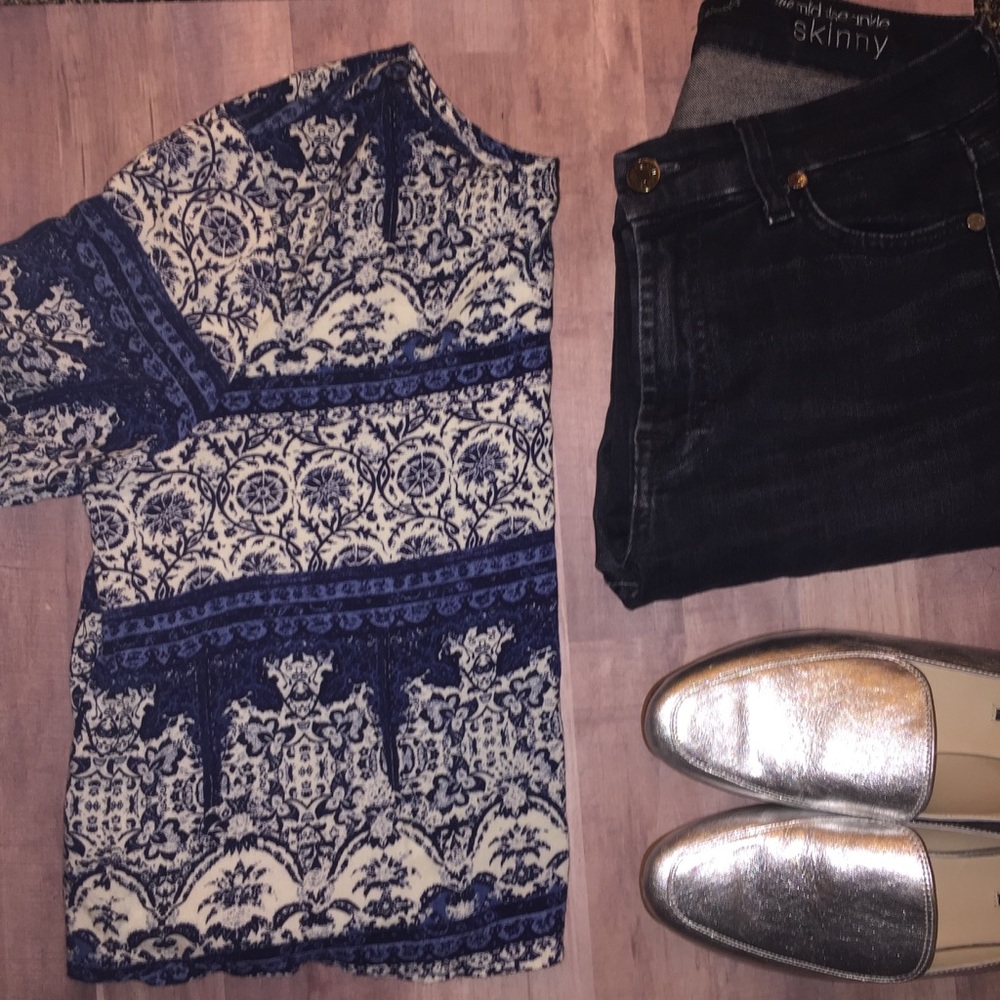 Aztec styled blue crop top