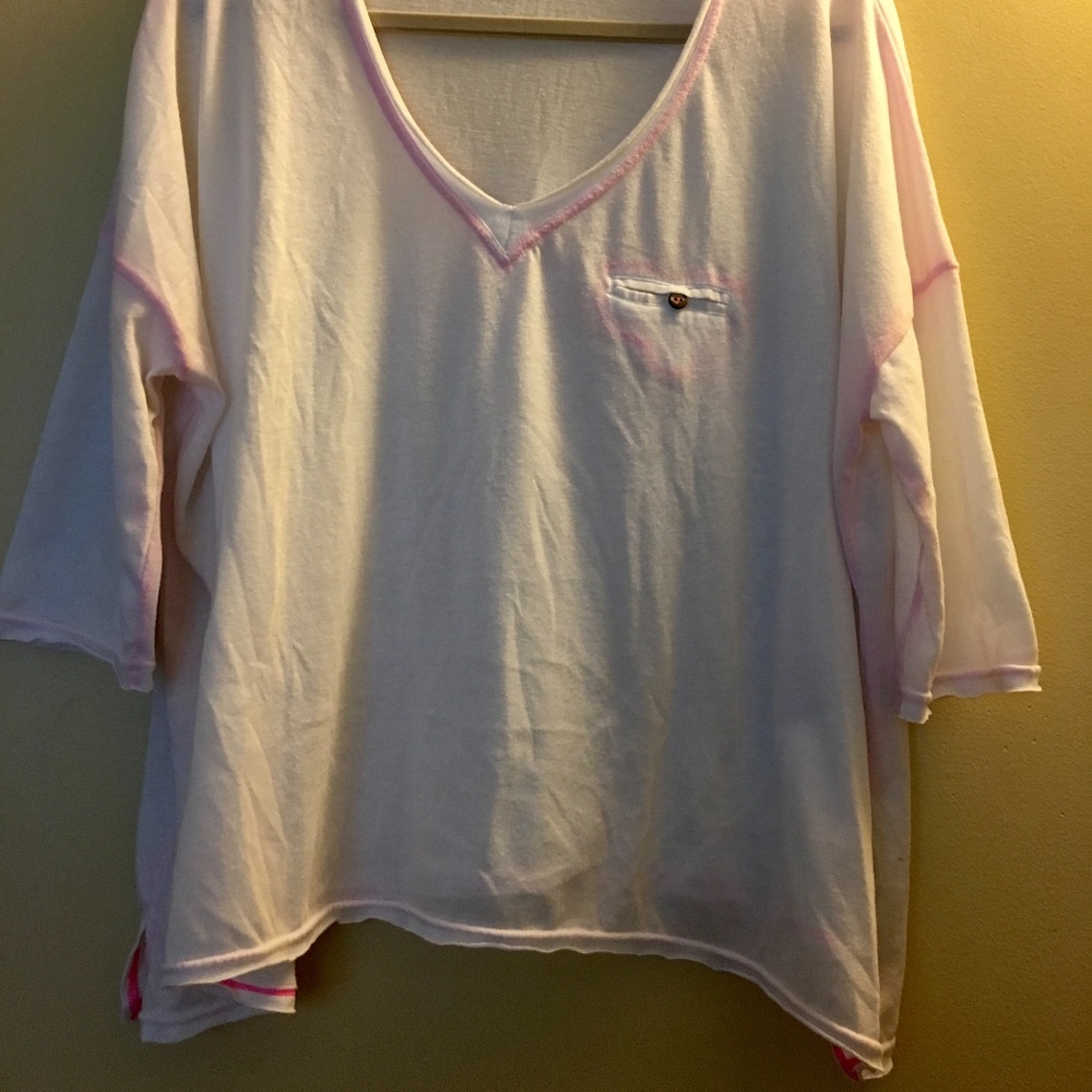 beach drapey v-neck pocket tee >>Free People
