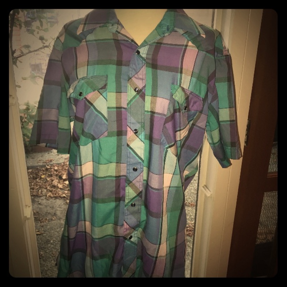 Wrangler snap shirt!