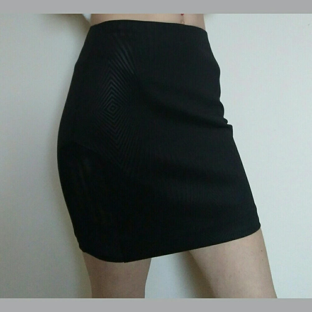 SOLD* NWT bebe High Waist Bodycon Skirt - Picture 2 of 8