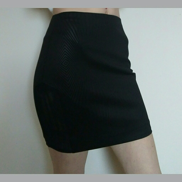 SOLD* NWT bebe High Waist Bodycon Skirt - Picture 2 of 8