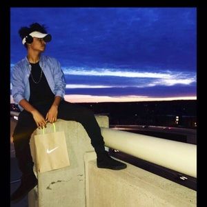 Meet your Posher, Carlos