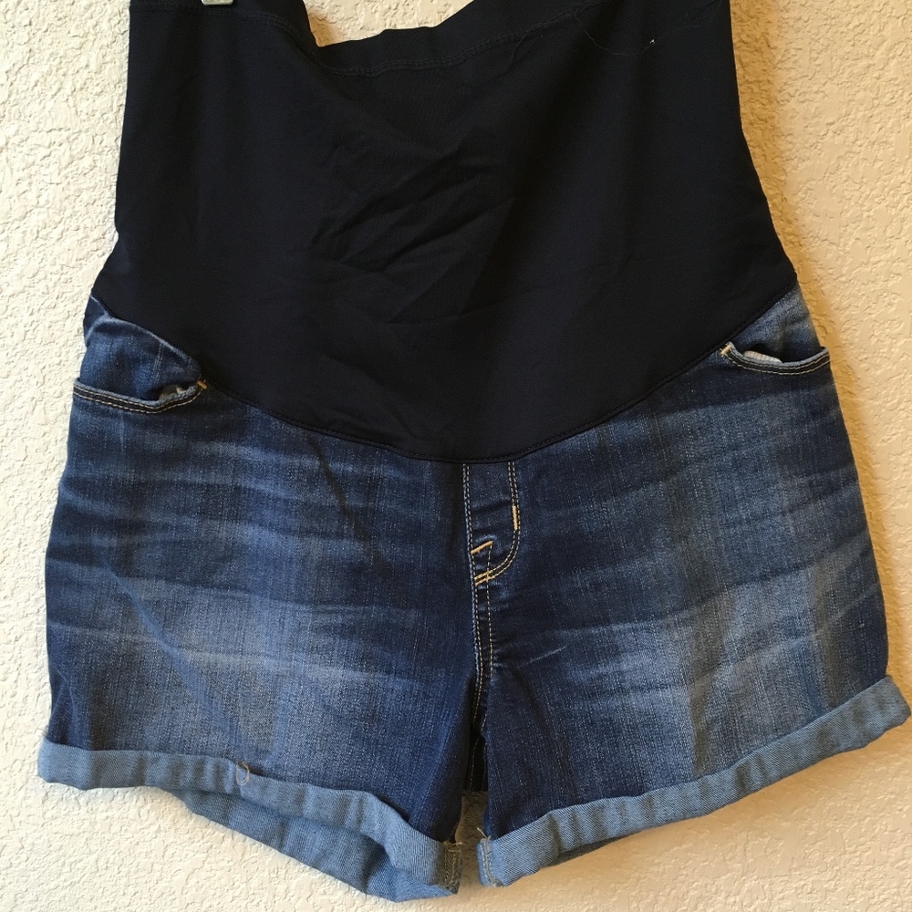 Full Panel Cuffed Maternity Jean Shorts