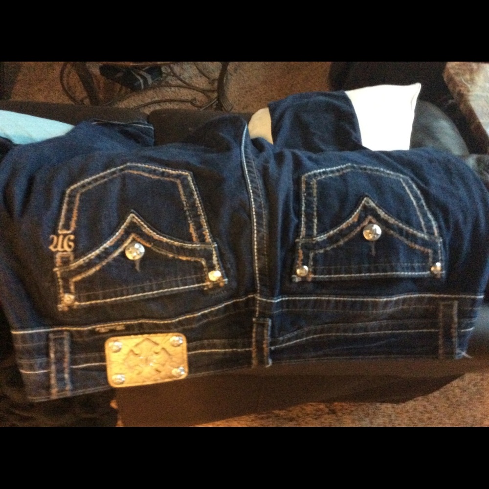 Miss Me Size 33 Mid Rise Skinny jeans