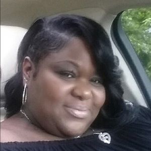 Meet your Posher, Nakia