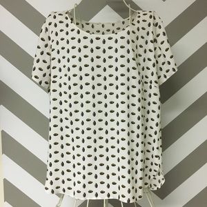 Tops - Pineapple Tee! Tops - Pineapple Tee!