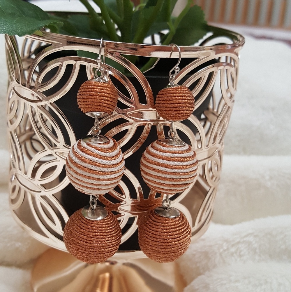 SALE💥Bronze Bon Bon Drop Earrings Copper/White