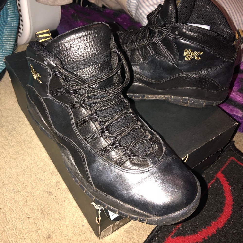 Retro Jordan 10 “NYC” Worn x1 Like New size 9.5