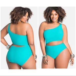 ONE-SHOULDER ASYMMETRICAL ONE PIECE