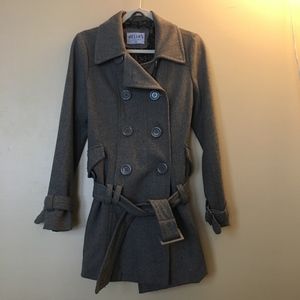 wool blend trench coat >>Delia's