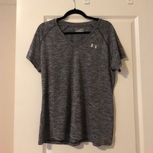 Under Armour V-Neck workout shirt