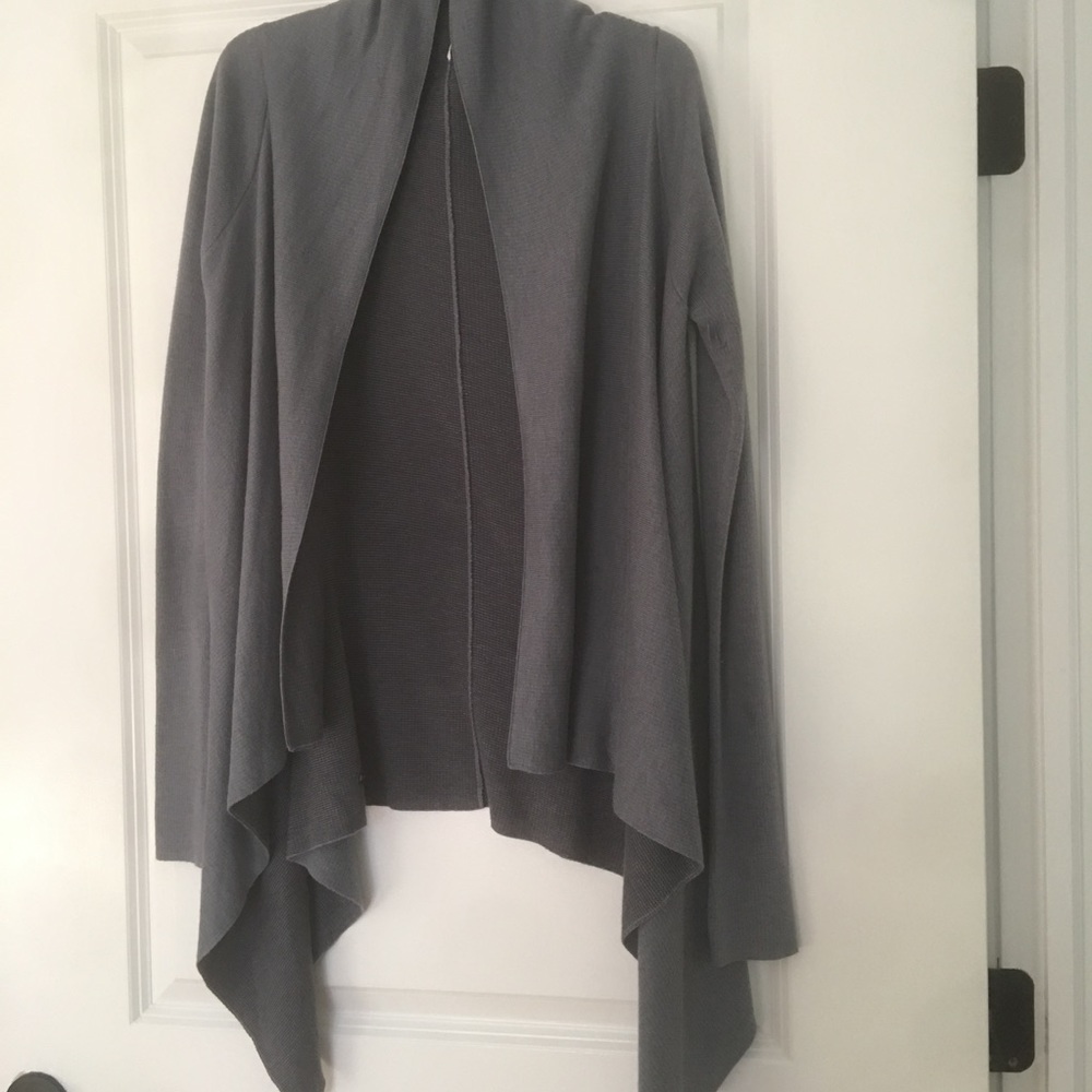 lululemon gray long sleeve sweater wrap