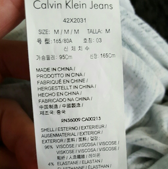 SALE 💖Calvin Klein Jeans sleeveless Blouse - Picture 5 of 6