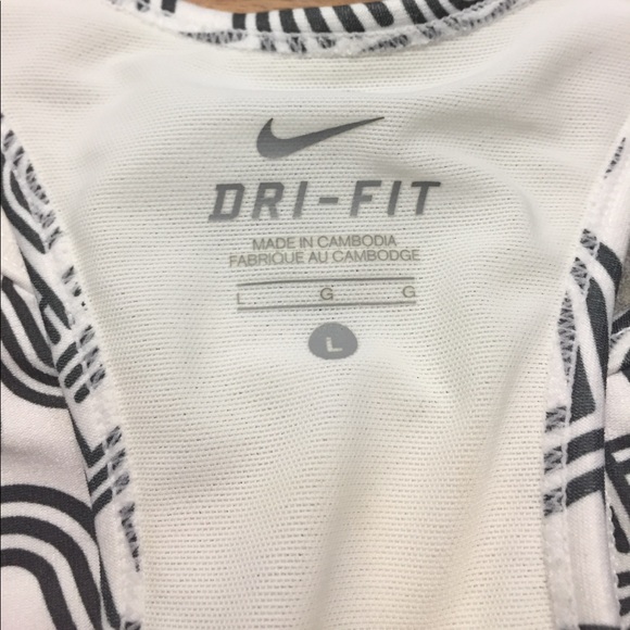 Nike workout top - Picture 5 of 5