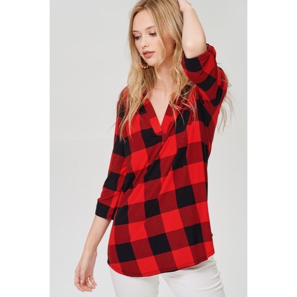 V-neck plaid top - Picture 5 of 6